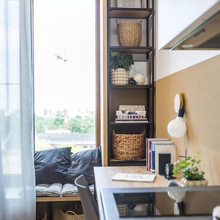 Ht Nest Coliving Apartment Varşovia Exterior foto