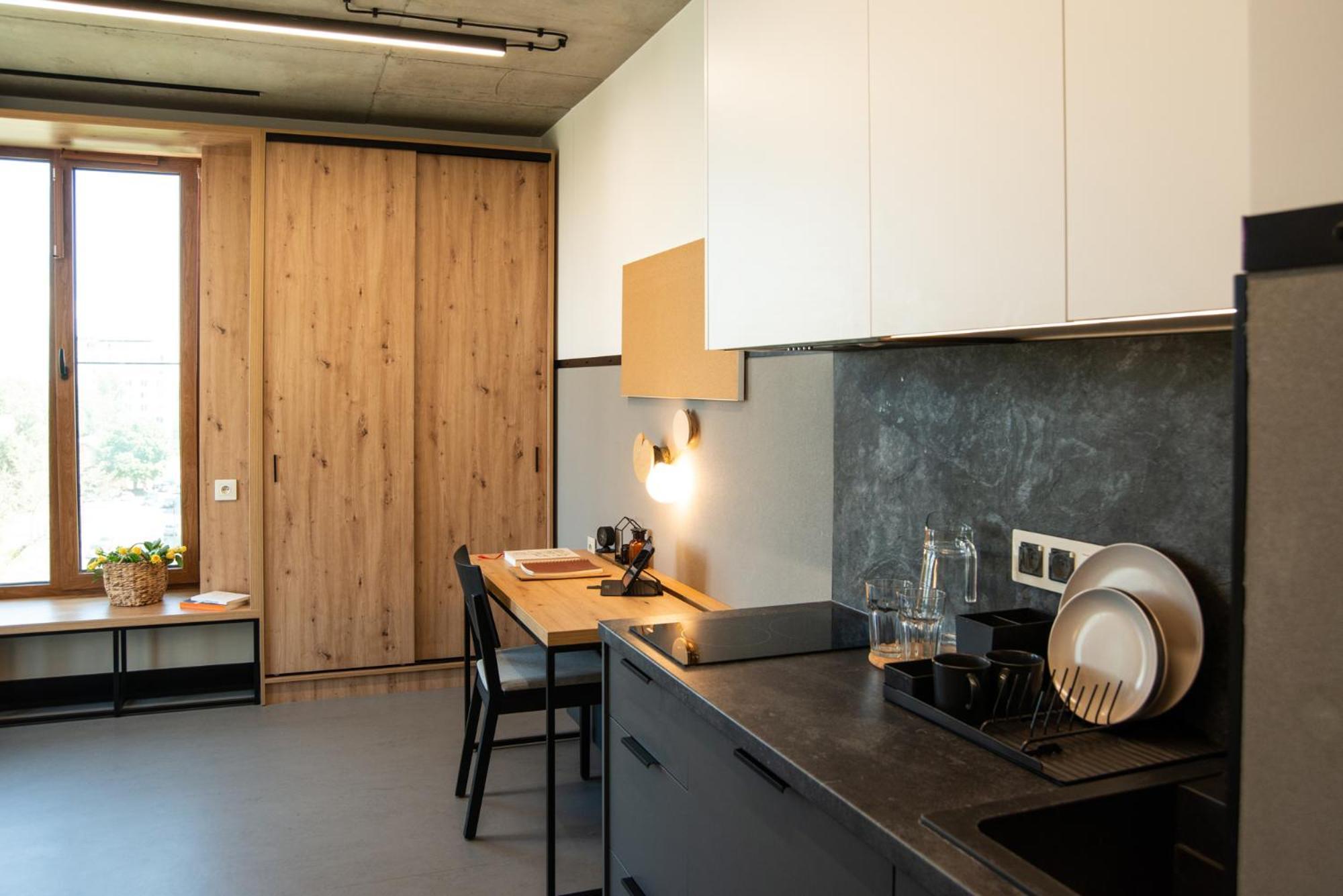 Ht Nest Coliving Apartment Varşovia Exterior foto
