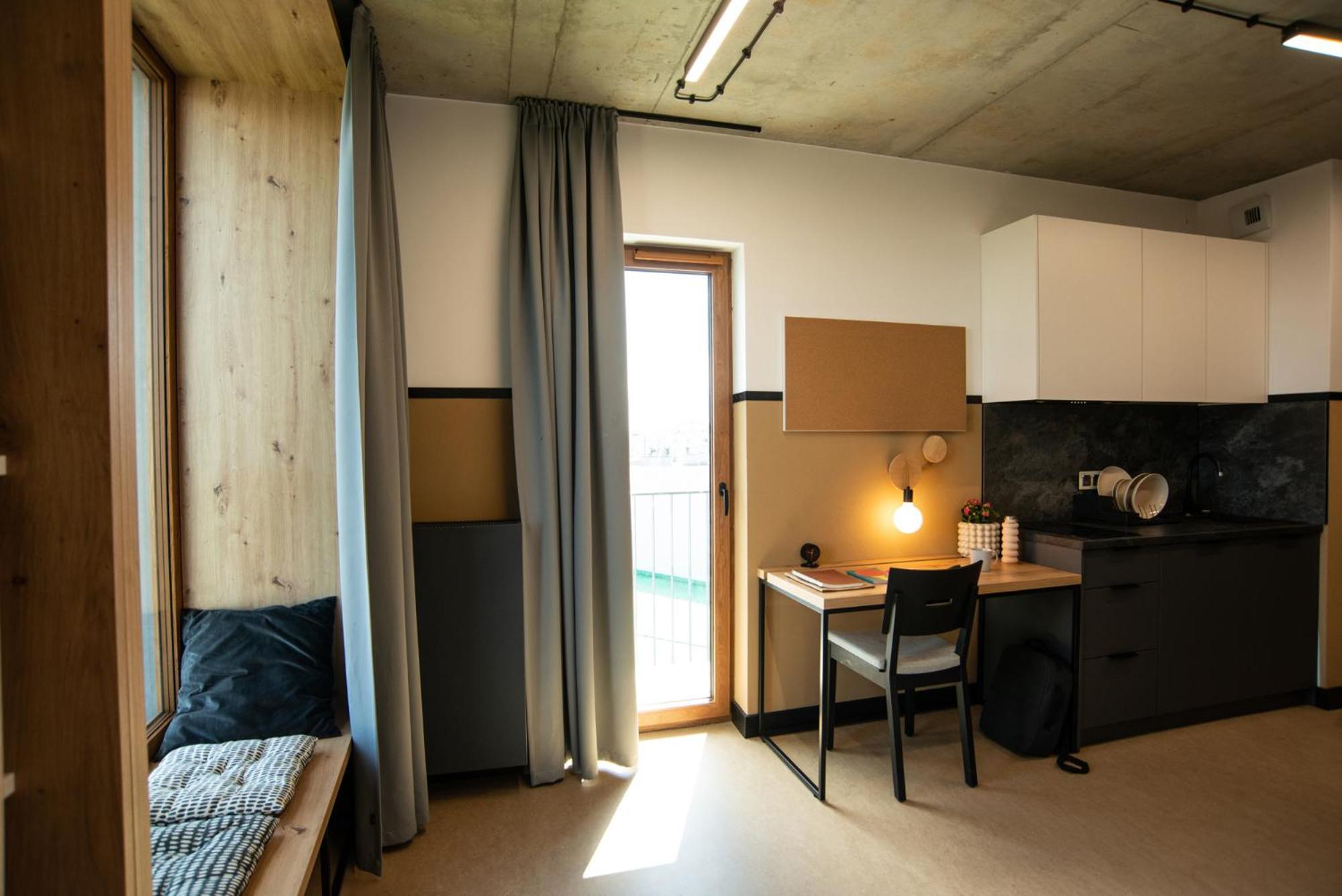 Ht Nest Coliving Apartment Varşovia Exterior foto