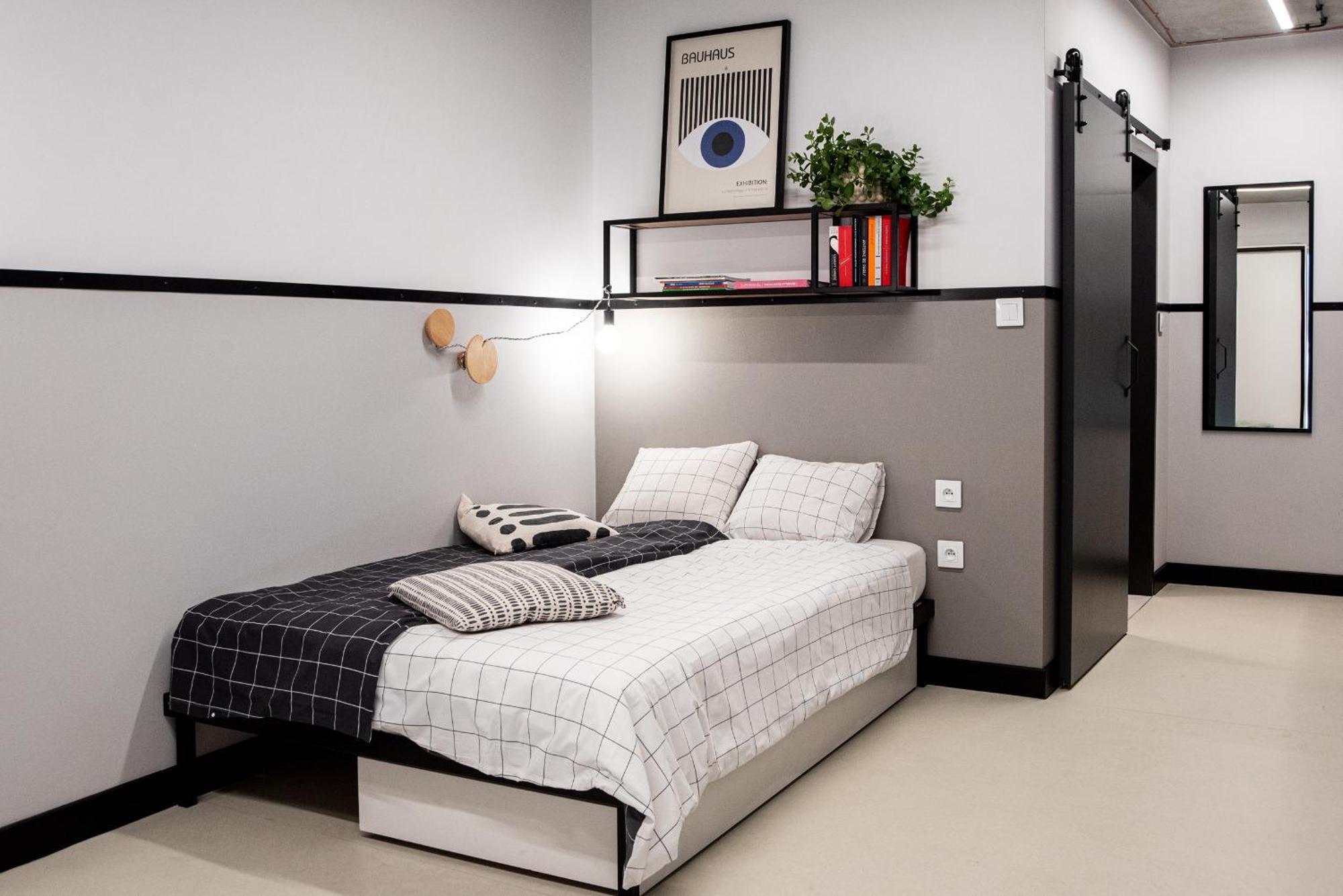 Ht Nest Coliving Apartment Varşovia Exterior foto