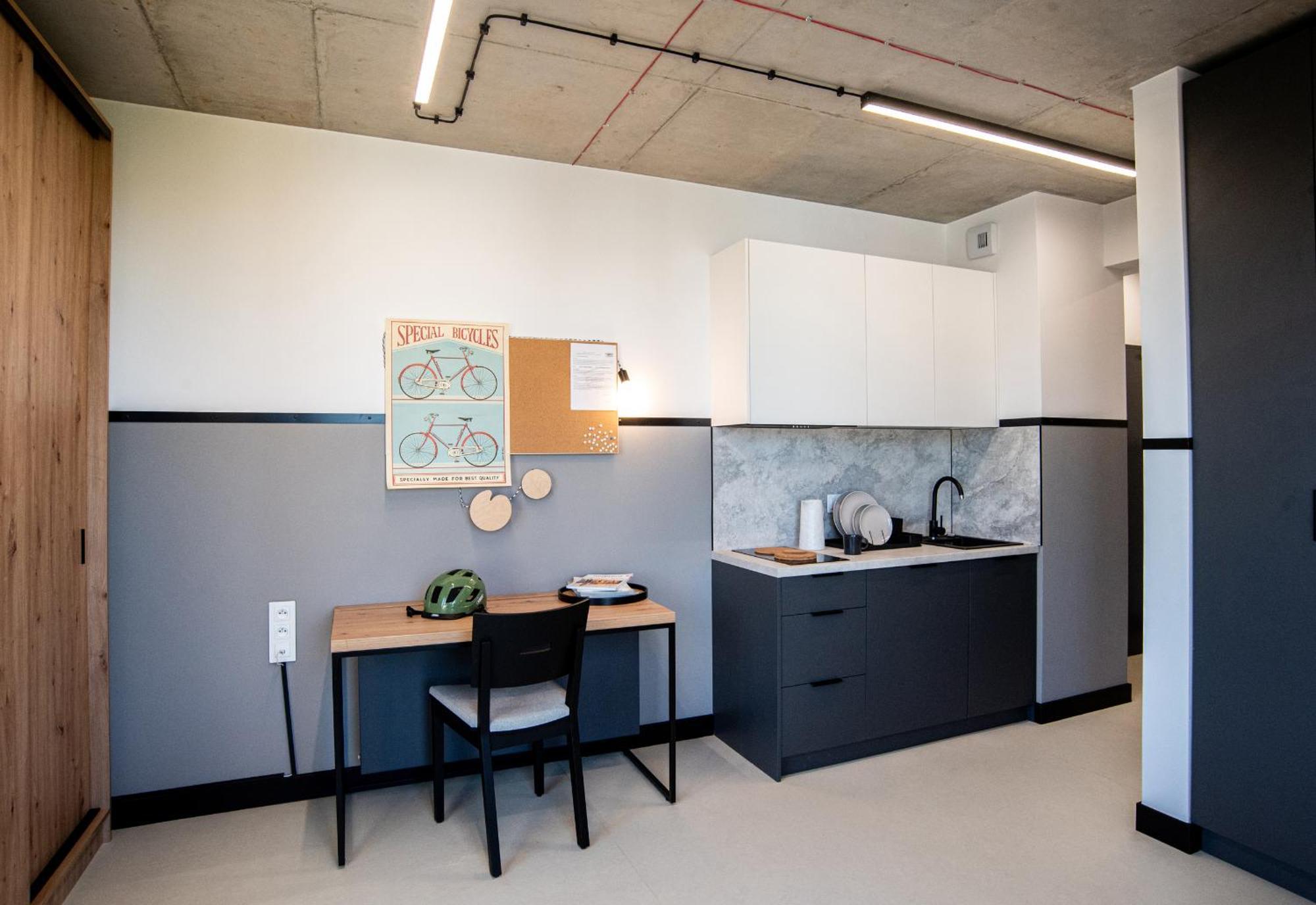 Ht Nest Coliving Apartment Varşovia Exterior foto